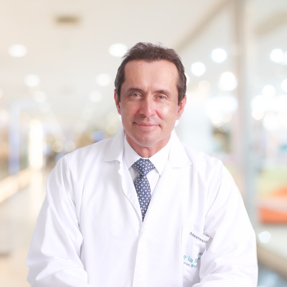 Fotografía de Dr. César Ricardo Mora Sánchez